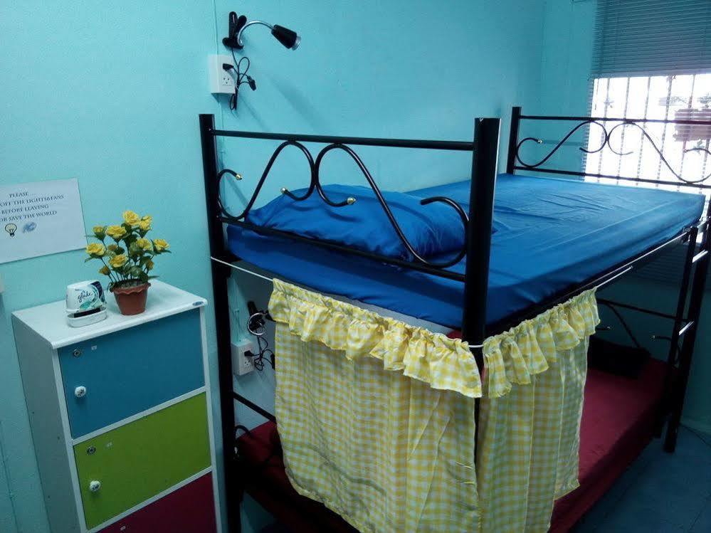 Twin House @ Tapae Hostal *