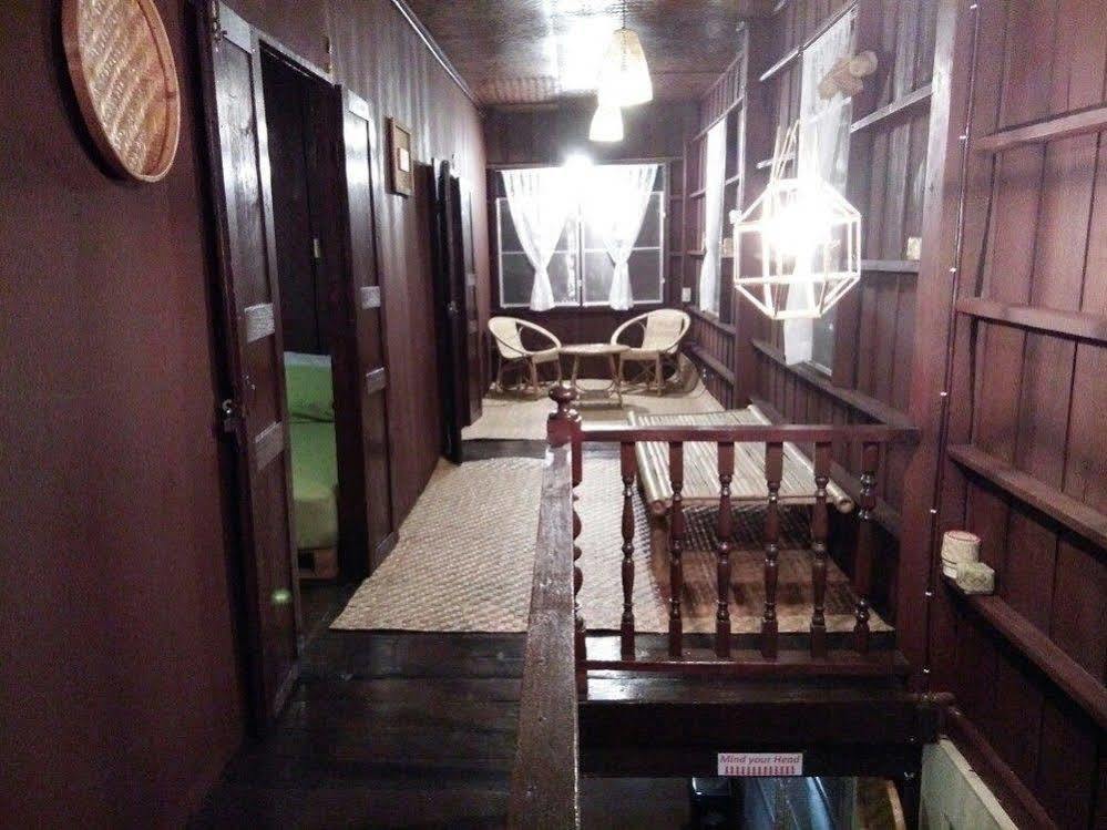Twin House @ Tapae Hostal *