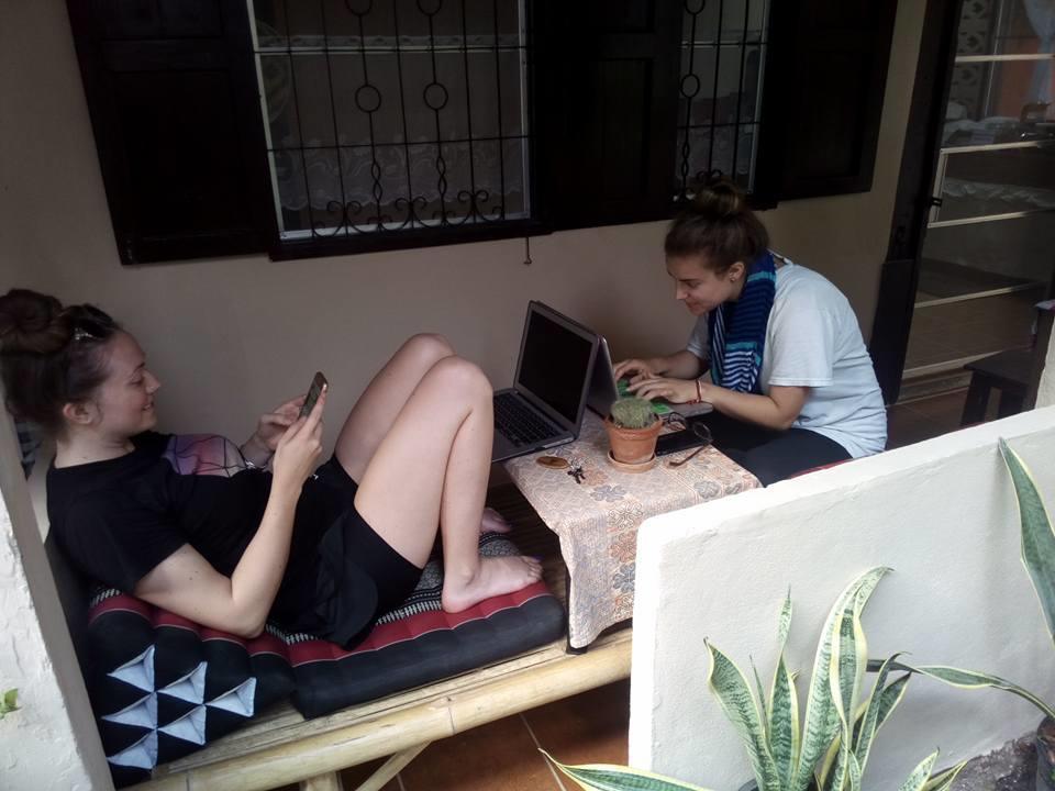 Hostel Twin House @ Tapae
